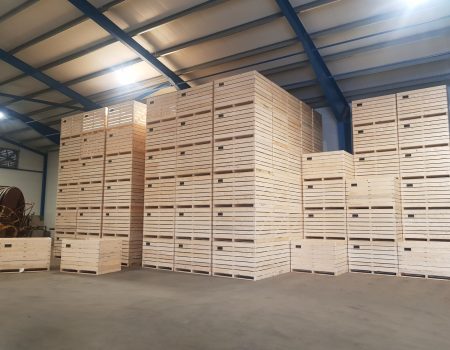 Houten kisten voor aardappelen